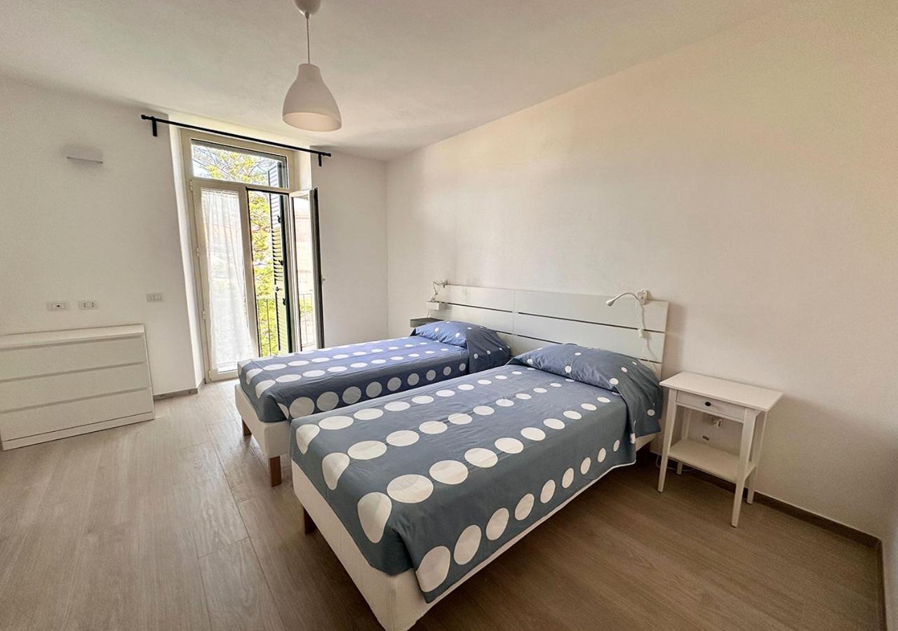 Murphy Holiday Homes - Residenza Due Strade La Maddalena  Kültér fotó